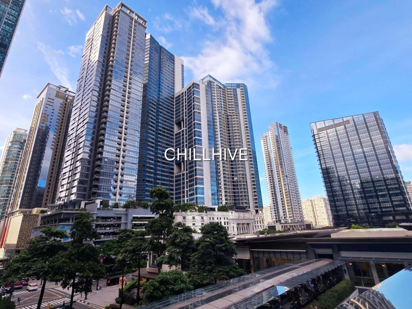 Chillhive In Bgc Near Uptown Mall #ournw17a *